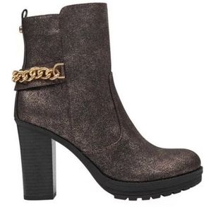 NWOT Size 7 G by GUESS Metallic Boots